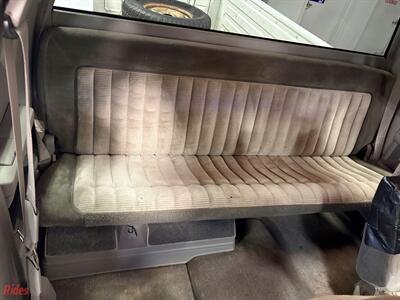 1994 GMC Sierra 1500 SLE   - Photo 18 - Bismarck, ND 58503