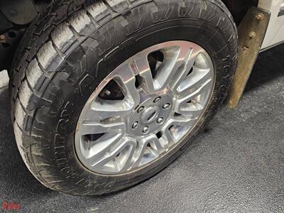 2014 Ford F-150 Platinum - Photo 4 - Bismarck, ND 58503