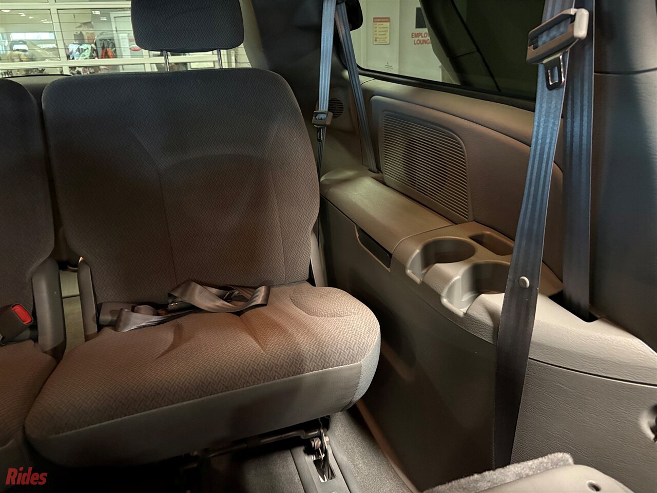 2004 Dodge Grand Caravan SXT   - Photo 29 - Bismarck, ND 58503