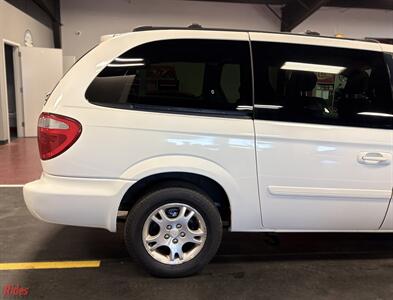 2004 Dodge Grand Caravan SXT   - Photo 43 - Bismarck, ND 58503