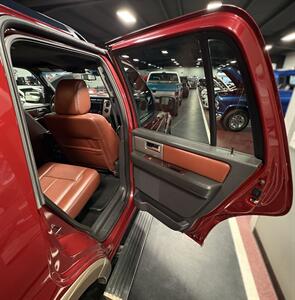 2014 Ford Expedition King Ranch   - Photo 30 - Bismarck, ND 58503