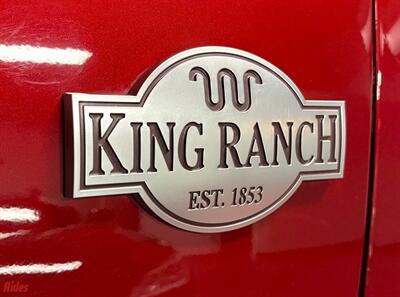 2014 Ford Expedition King Ranch   - Photo 6 - Bismarck, ND 58503