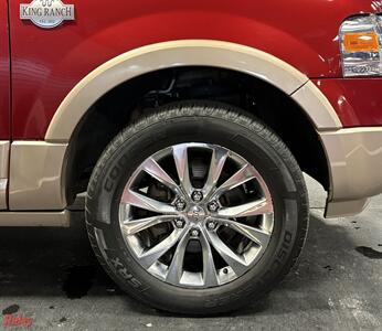 2014 Ford Expedition King Ranch   - Photo 32 - Bismarck, ND 58503