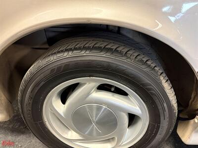 1990 Ford Thunderbird SC   - Photo 27 - Bismarck, ND 58503