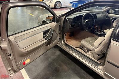 1990 Ford Thunderbird SC   - Photo 10 - Bismarck, ND 58503