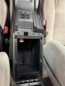 1990 Ford Thunderbird SC   - Photo 49 - Bismarck, ND 58503