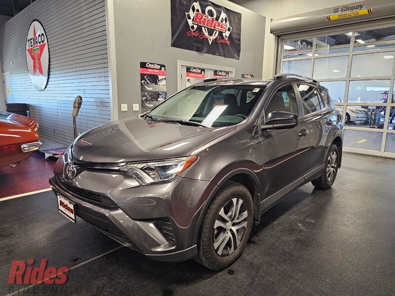 2016 Toyota RAV4 LE - Photo 1 - Bismarck, ND 58503
