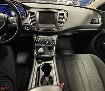 2016 Chrysler 200 Limited   - Photo 49 - Bismarck, ND 58503