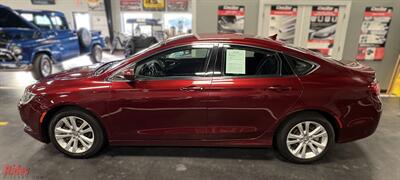 2016 Chrysler 200 Limited   - Photo 5 - Bismarck, ND 58503