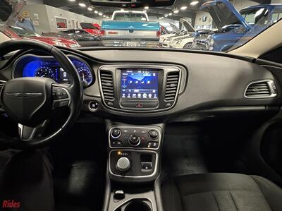 2016 Chrysler 200 Limited   - Photo 45 - Bismarck, ND 58503