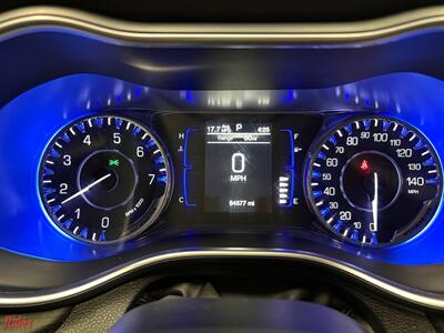 2016 Chrysler 200 Limited   - Photo 43 - Bismarck, ND 58503