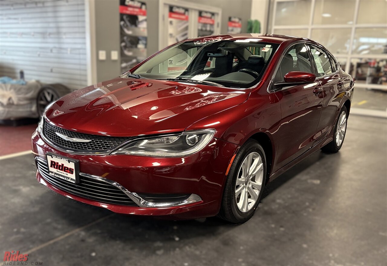 2016 Chrysler 200 Limited   - Photo 1 - Bismarck, ND 58503