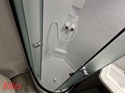 2021 CRRV CAMPER TRAVEL TRAILER   - Photo 10 - Bismarck, ND 58503