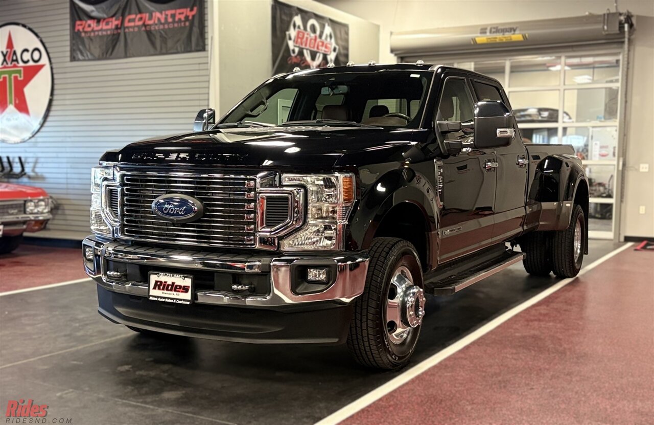 2022 Ford F-350 Super Duty King Ranch   - Photo 1 - Bismarck, ND 58503