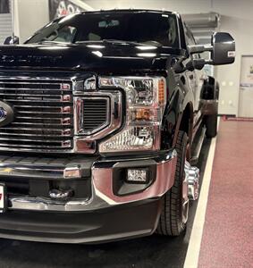 2022 Ford F-350 Super Duty King Ranch   - Photo 3 - Bismarck, ND 58503