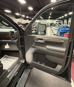 2024 Chevrolet Silverado 3500 High Country   - Photo 33 - Bismarck, ND 58503