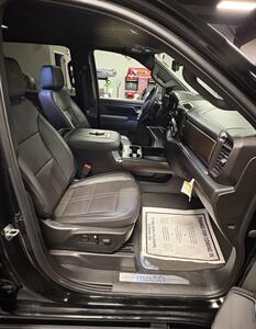 2024 Chevrolet Silverado 3500 High Country   - Photo 34 - Bismarck, ND 58503