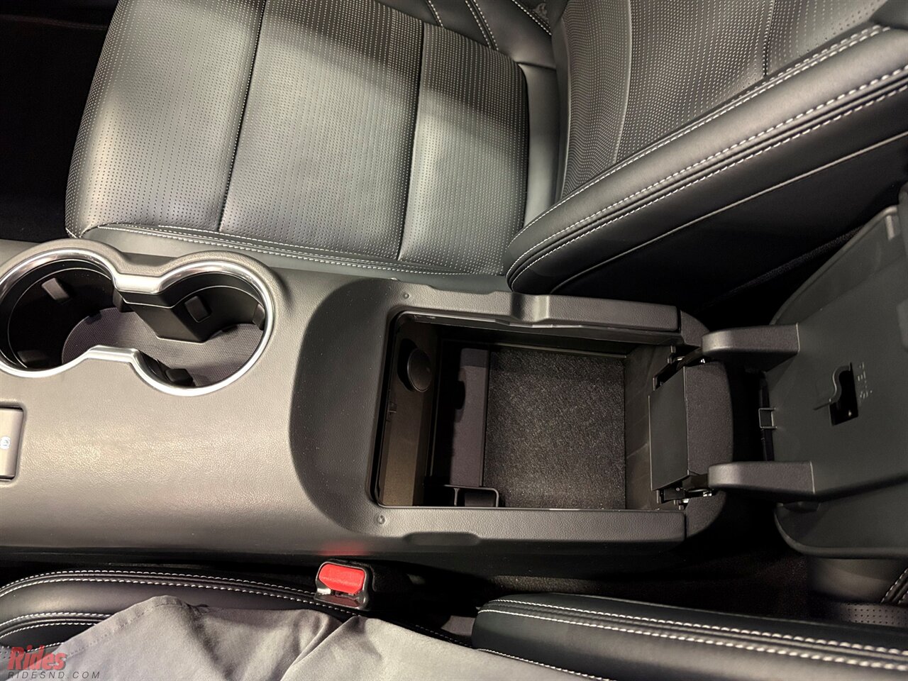 2024 Ford Mustang GT Premium   - Photo 29 - Bismarck, ND 58503