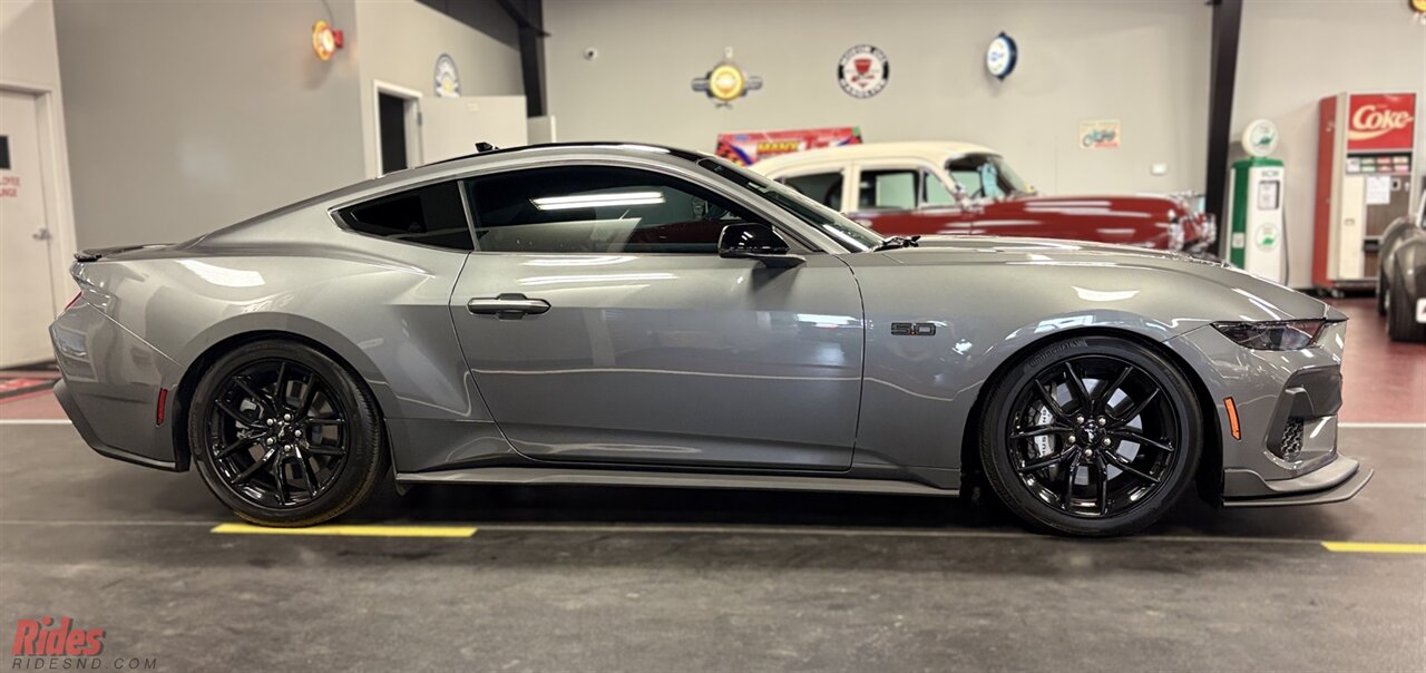 2024 Ford Mustang GT Premium   - Photo 46 - Bismarck, ND 58503
