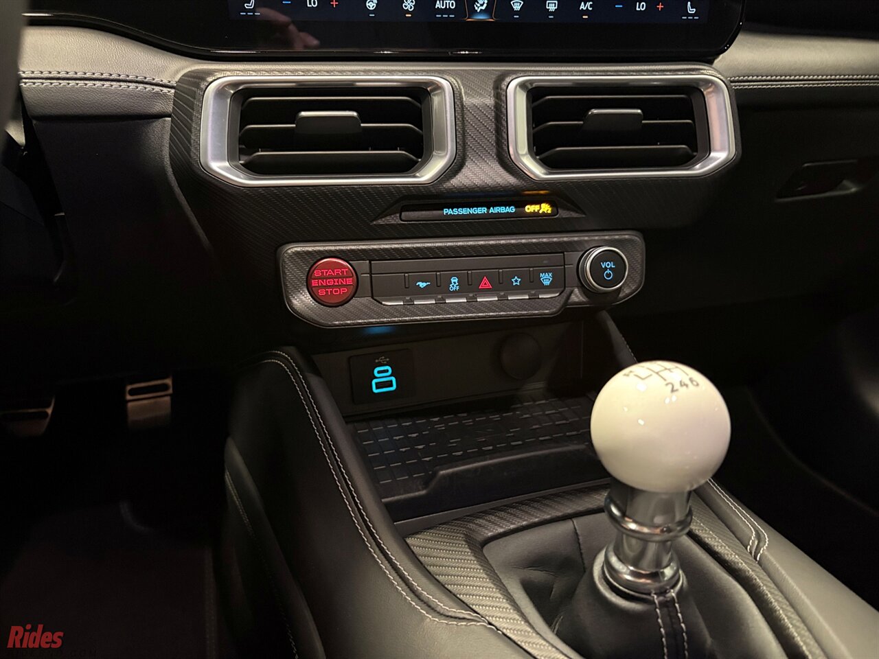 2024 Ford Mustang GT Premium   - Photo 27 - Bismarck, ND 58503