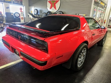 1987 Pontiac Firebird Formula   - Photo 8 - Bismarck, ND 58503