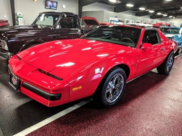 1987 Pontiac Firebird Formula   - Photo 1 - Bismarck, ND 58503