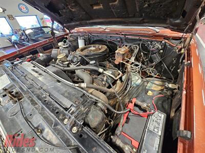 1983 Chevrolet Suburban K10   - Photo 43 - Bismarck, ND 58503