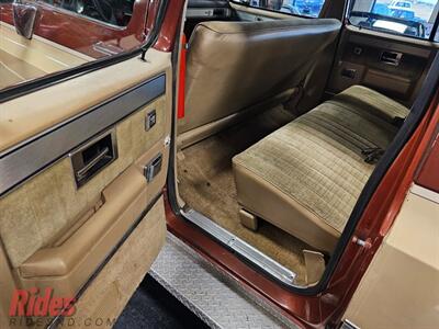 1983 Chevrolet Suburban K10   - Photo 24 - Bismarck, ND 58503