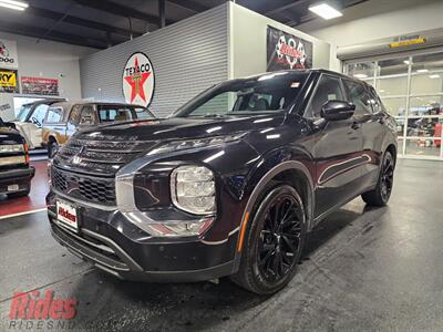 2023 Mitsubishi Outlander SE BLACK   - Photo 1 - Bismarck, ND 58503