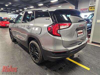 2024 GMC Terrain SLE   - Photo 7 - Bismarck, ND 58503