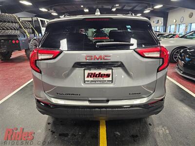 2024 GMC Terrain SLE   - Photo 9 - Bismarck, ND 58503