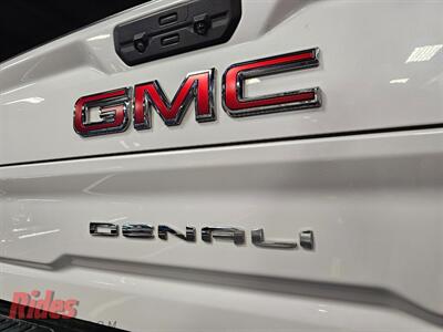 2020 GMC Sierra 2500 Denali   - Photo 14 - Bismarck, ND 58503