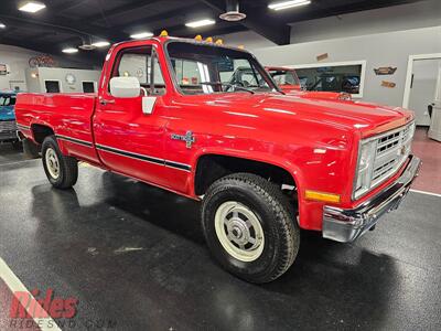 1986 Chevrolet C/K 20 Series K20 Scottsdale   - Photo 21 - Bismarck, ND 58503