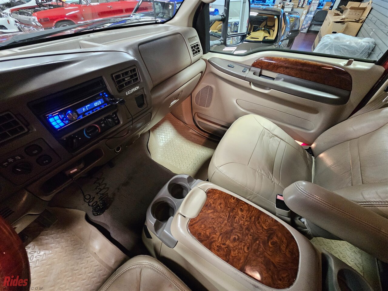 2001 Ford Excursion Limited - Photo 45 - Bismarck, ND 58503