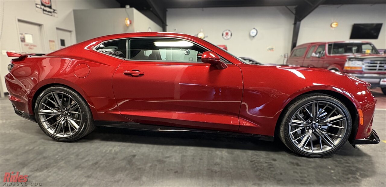 2023 Chevrolet Camaro ZL1   - Photo 31 - Bismarck, ND 58503
