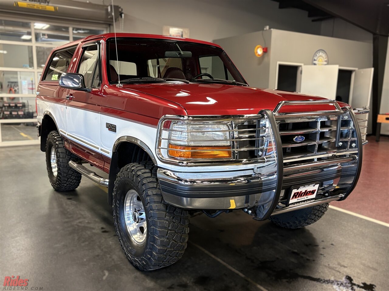 1994 Ford Bronco XLT   - Photo 41 - Bismarck, ND 58503