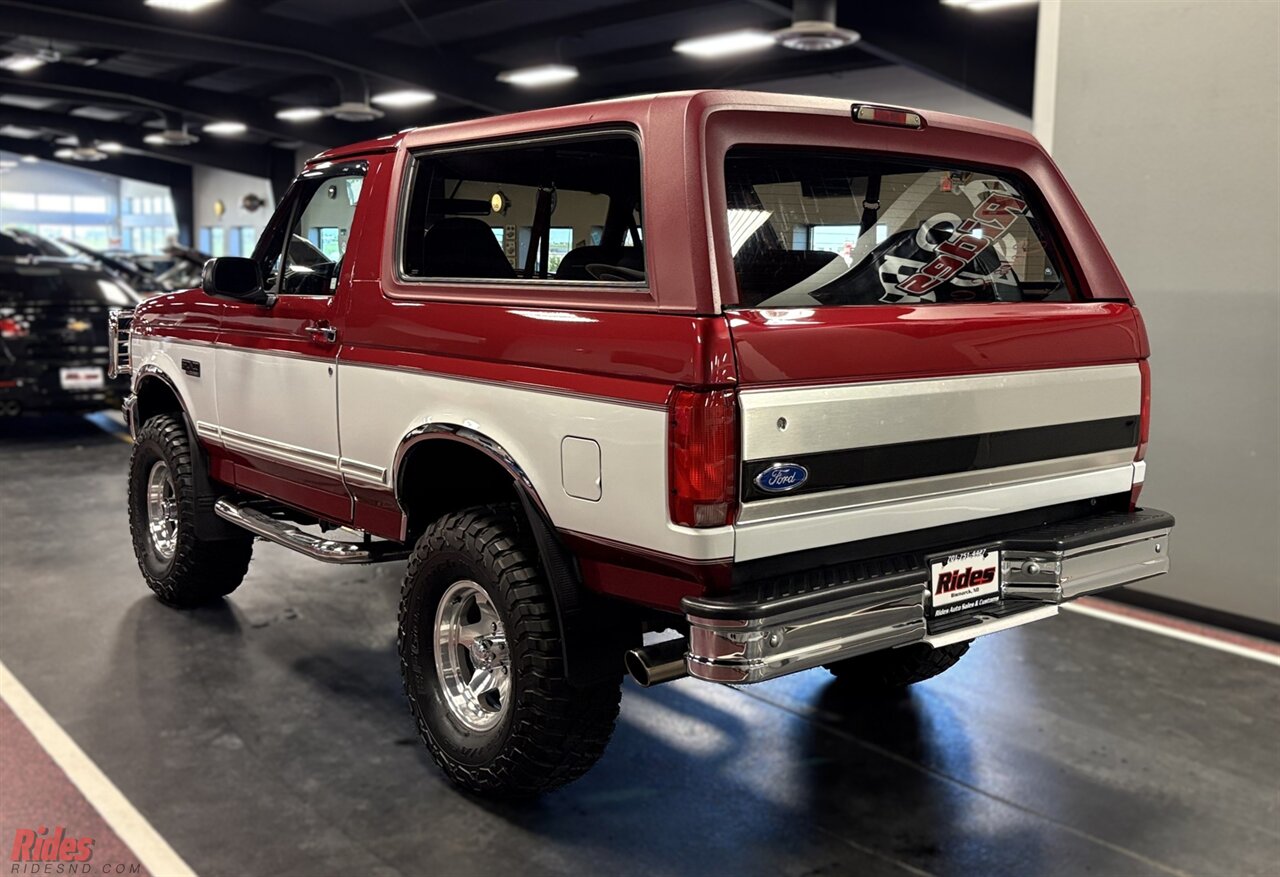 1994 Ford Bronco XLT   - Photo 19 - Bismarck, ND 58503