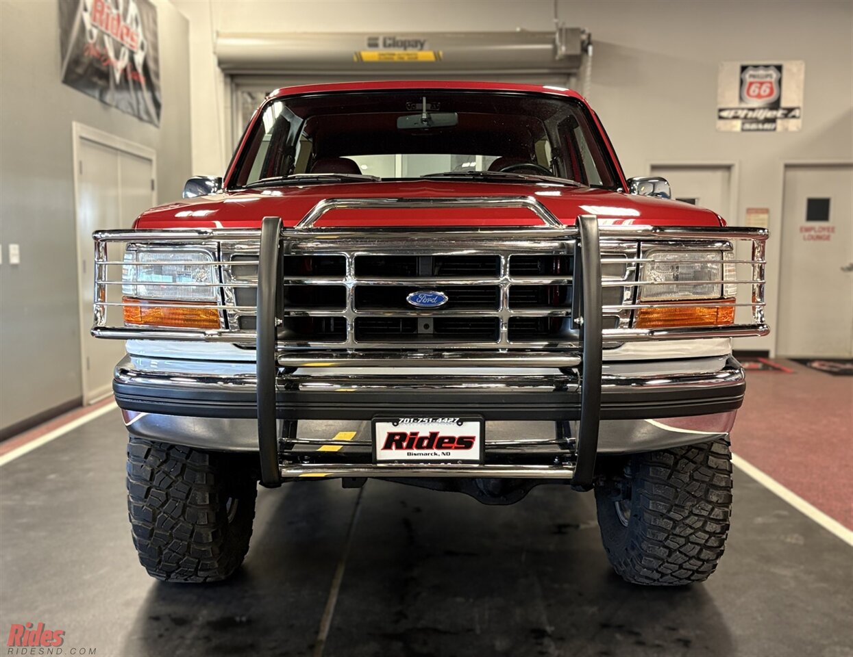 1994 Ford Bronco XLT   - Photo 43 - Bismarck, ND 58503