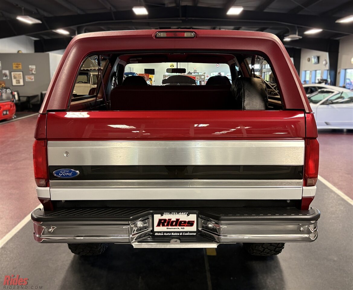 1994 Ford Bronco XLT   - Photo 21 - Bismarck, ND 58503