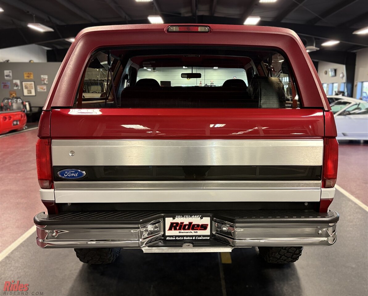 1994 Ford Bronco XLT   - Photo 20 - Bismarck, ND 58503