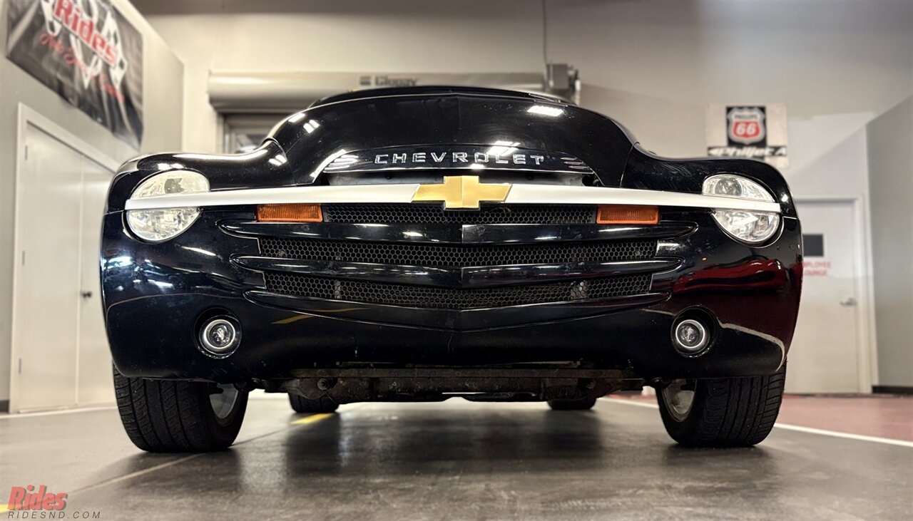 2004 Chevrolet SSR LS   - Photo 57 - Bismarck, ND 58503