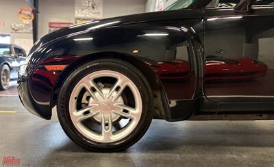 2004 Chevrolet SSR LS   - Photo 5 - Bismarck, ND 58503