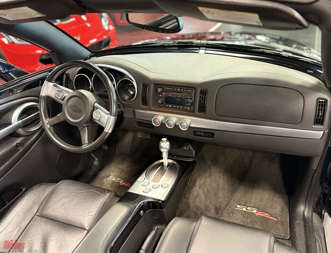 2004 Chevrolet SSR LS   - Photo 47 - Bismarck, ND 58503
