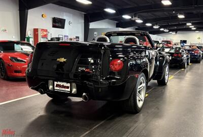 2004 Chevrolet SSR LS   - Photo 35 - Bismarck, ND 58503