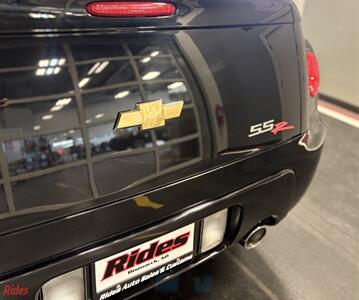2004 Chevrolet SSR LS   - Photo 34 - Bismarck, ND 58503