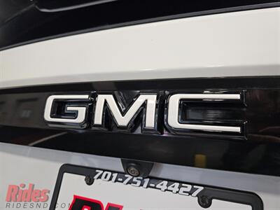2023 GMC Yukon SLT   - Photo 11 - Bismarck, ND 58503