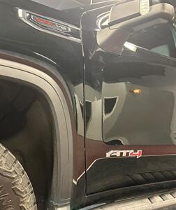 2021 GMC Sierra 1500 AT4   - Photo 7 - Bismarck, ND 58503
