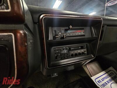 1990 Ford F-150 XLT Lariat   - Photo 31 - Bismarck, ND 58503