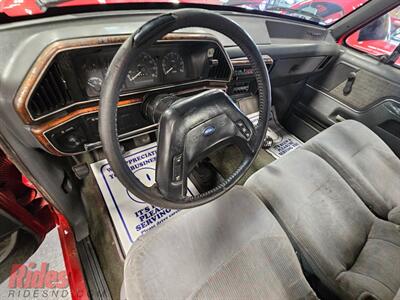 1990 Ford F-150 XLT Lariat   - Photo 24 - Bismarck, ND 58503