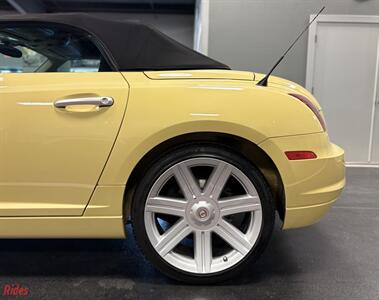 2005 Chrysler Crossfire Limited  Convertible Roadster - Photo 19 - Bismarck, ND 58503